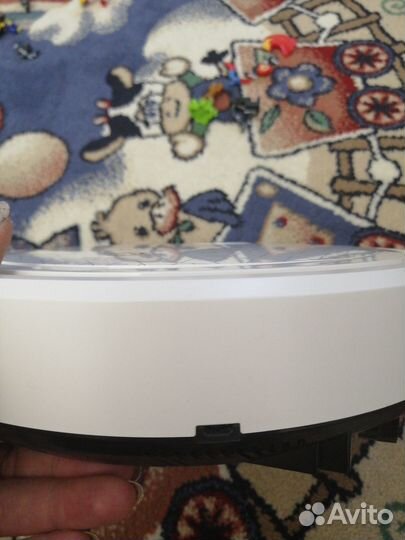 Робот пылесос scarlett