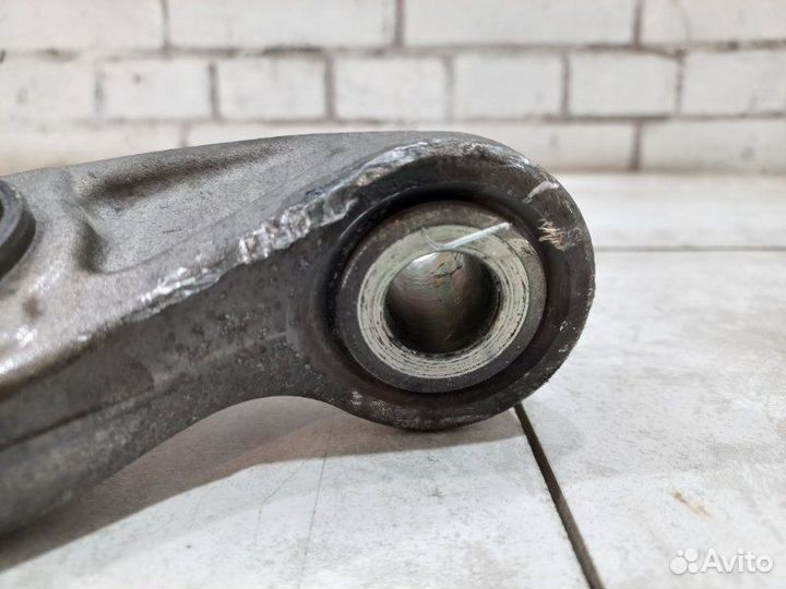 Рычаг подвески передний правый Audi A5 8T CDN 2010