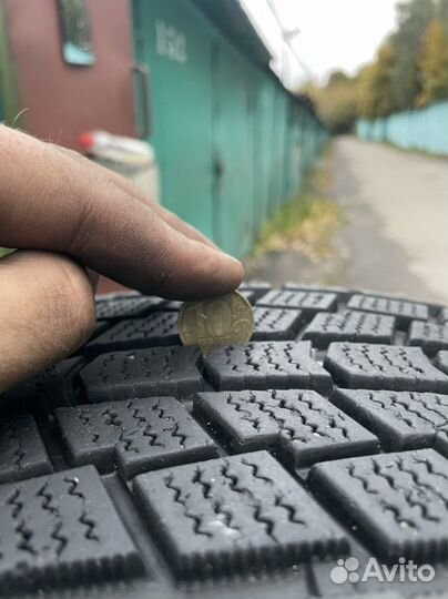 Hankook Radial H406 235/65 R17 104T