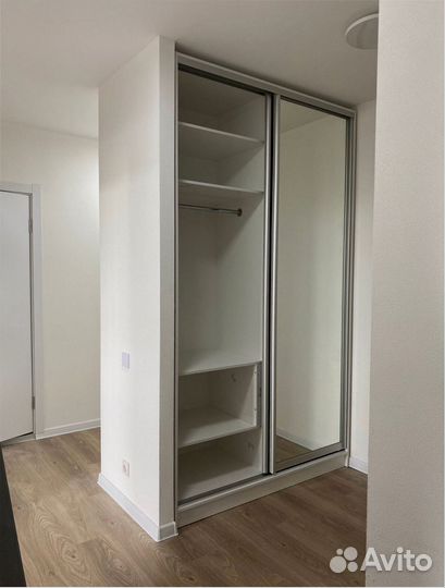 Шкаф на заказ современный