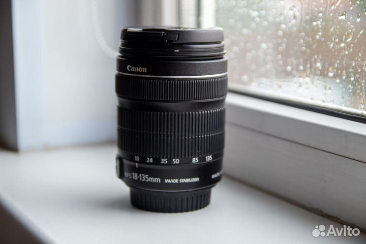 Объектив Canon EF-S 18 135 IS STM