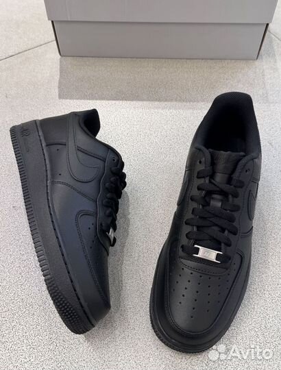 Nike air force 1 low black