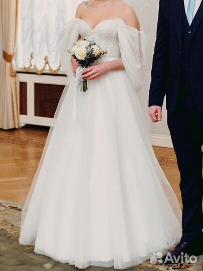 Свадебно платье