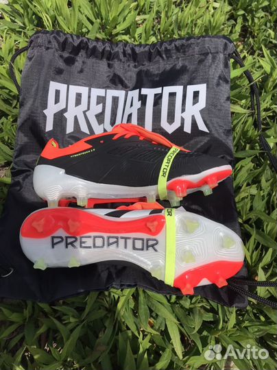 Футбольные бутсы Adidas Predator Freak 30