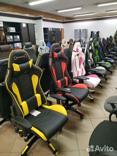 Компьютерное кресло