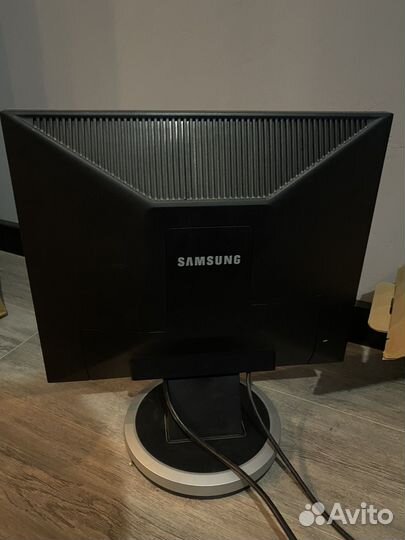 Монитор samsung SyncMaster 940N