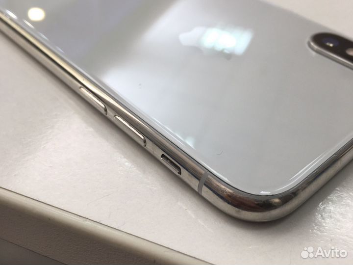 Б/у iPhone X 64gb Silver