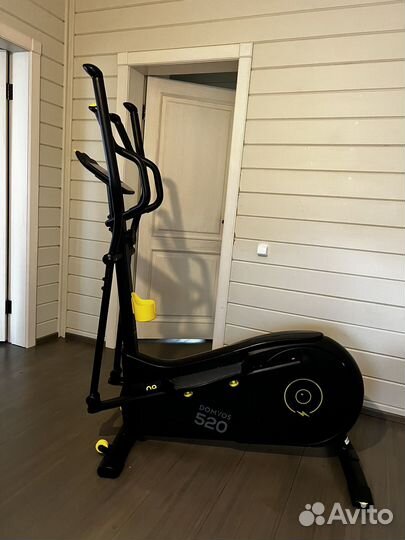 Эллиптический тренажер EL520