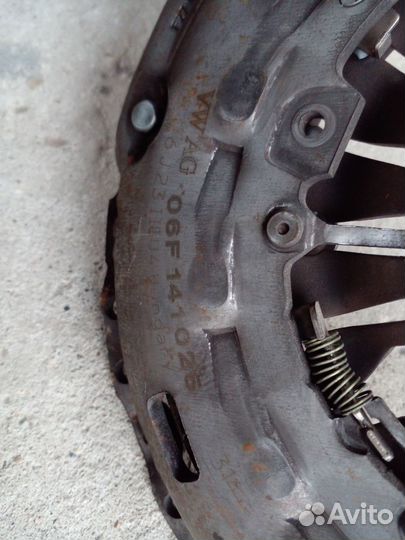 Сцепление Volkswagen Tiguan 1.4 2WD caxa 2016г