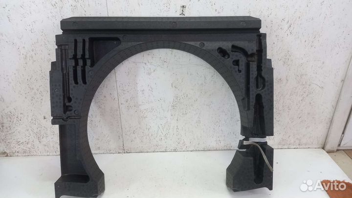 Ящик для инструмента Volkswagen Tiguan 2