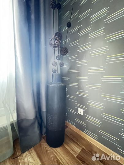 Напольная декоративная ваза