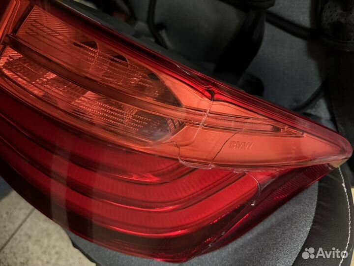 Задная фара (Оригинал) рестайлинг BMW F10 в крыло