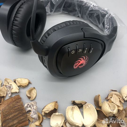 Игровые наушники с микрофоном (новые)