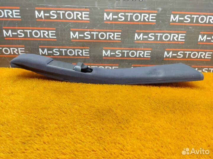 Обшивка стойки правая Mercedes-Benz E-Class W210