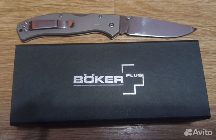 Нож складной victorinox, boker titan