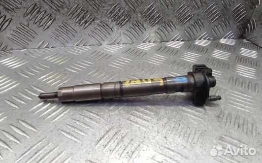 Форсунка дизельная audi A4 B8 (6DN02AL04)