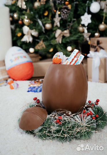 Большое шоколадное яйцо Большой киндер