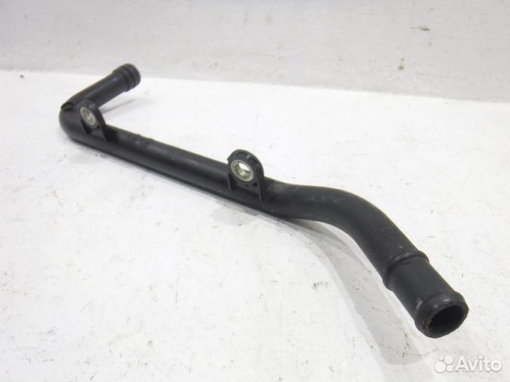 Патрубок системы охлаждения