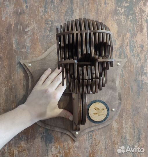 Вешалка для мотошлема