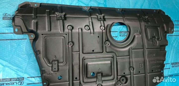 Защита двигателя рав 4-4 дизель Оригинал NEW 13-19