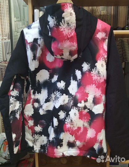 Roxy новая сноубордическая куртка, размер S (44)