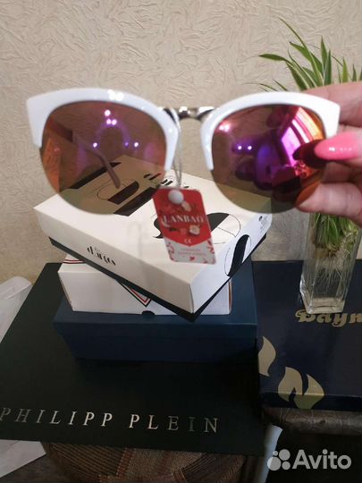 Солнцезащитные очки Кошачий глаз