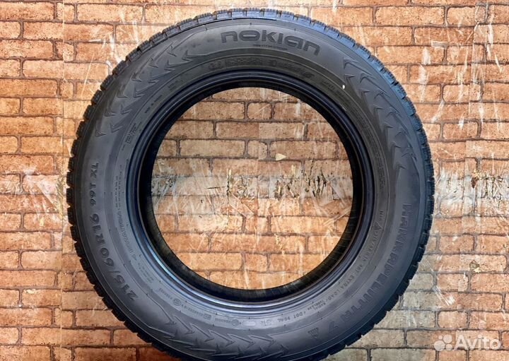 Nokian Tyres Hakkapeliitta 7 215/60 R16