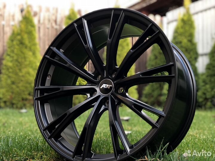 Комплект дисков на audi R21