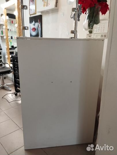 Стойка ресепшн