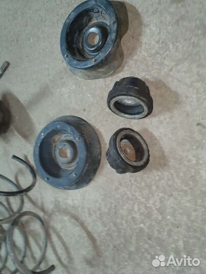 Пружина на мерседес 203