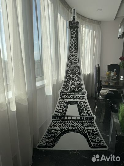 Эйфелева башня