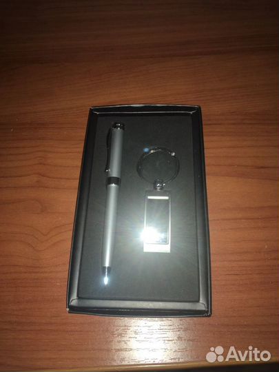 Ручка подарочная