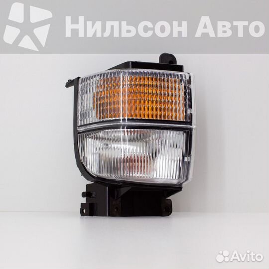 Габарит nissan diesel, правый, ootoko
