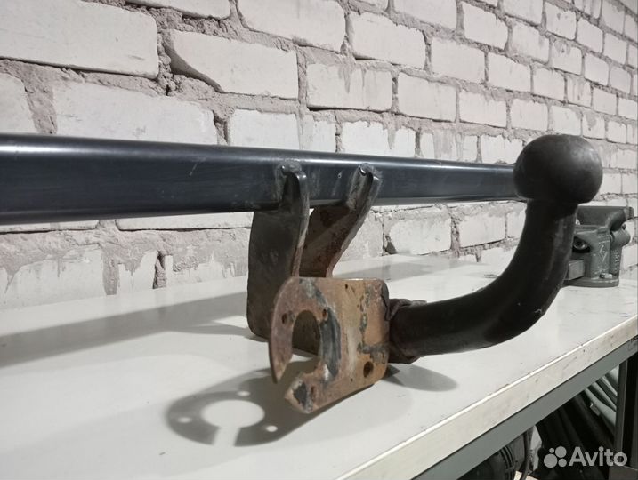 Фаркоп на автомобиль