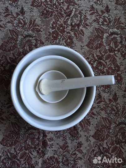 Медицинская ступка с пестиком