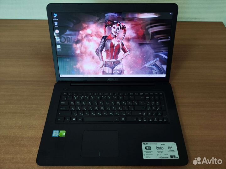 Большой и мощный игровой ноутбук Asus 17