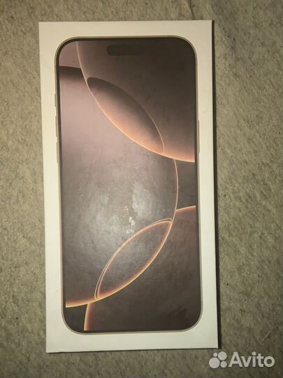 Коробка от iPhone 16 pro max