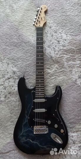 Fender Stratocaster Молния (Новая)