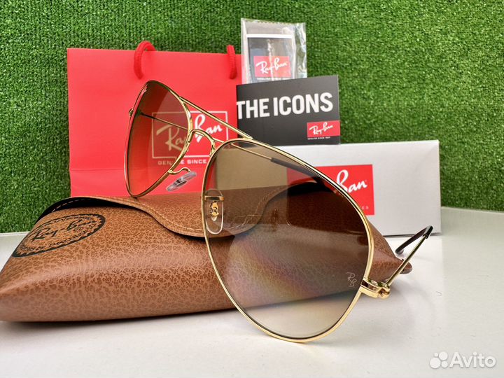 Солнцезащитные очки RayBan Aviator