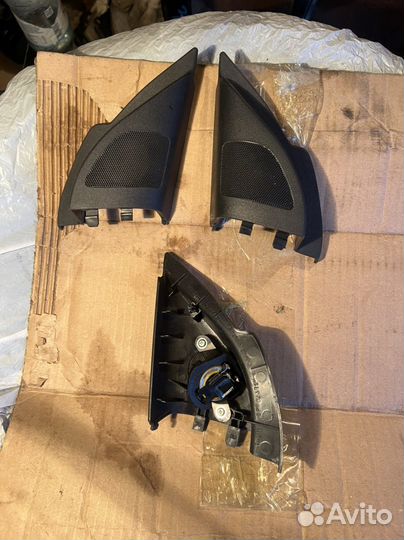 Уголки твиттеров оригинал Лансер 10