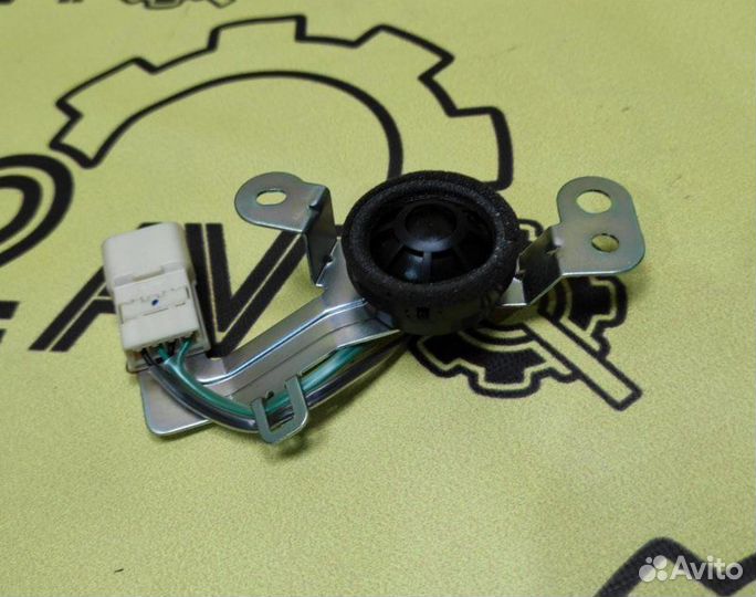 Динамик высокочастотный задний правый Lexus Gs350