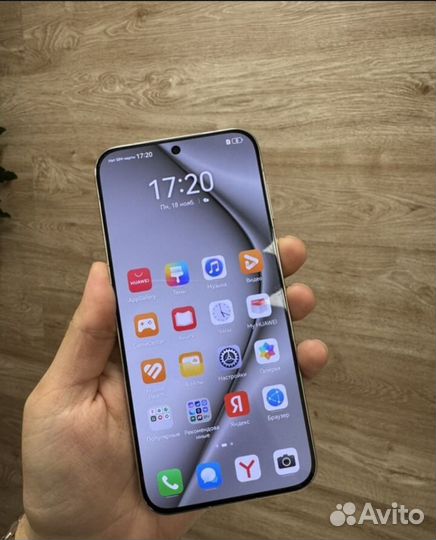 Huawei Pura 70, 12/256 ГБ