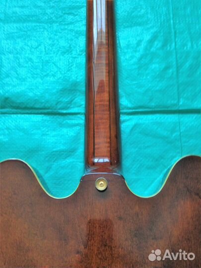 ES-335 Epiphone/Gibson