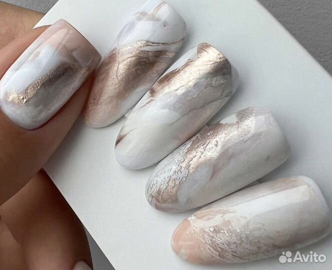Маникюр/педикюр/наращивание (гель-лак)