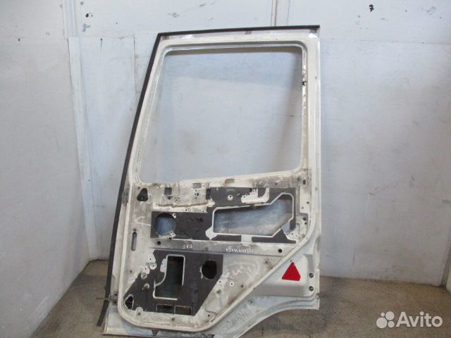 Каркас двери правый DAF 0683478