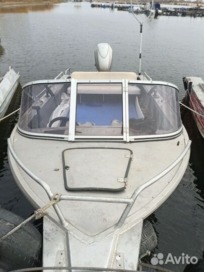 Лодка quintrex 475