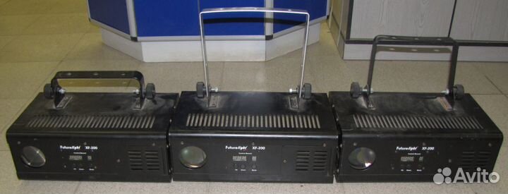 Светомузыка FL XF-200 3шт Pro Gobo Mic DMX 250W