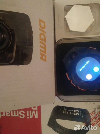 1коробка чего то