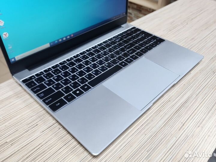 Ноутбук Intel 15.6 Full-HD, 9Gb, SSD nvme 256 Gb