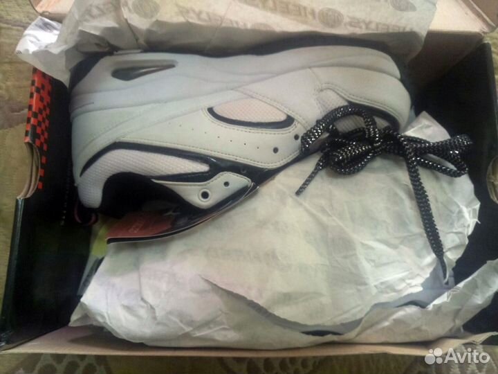 Роликовые кроссовки Heelys, новые